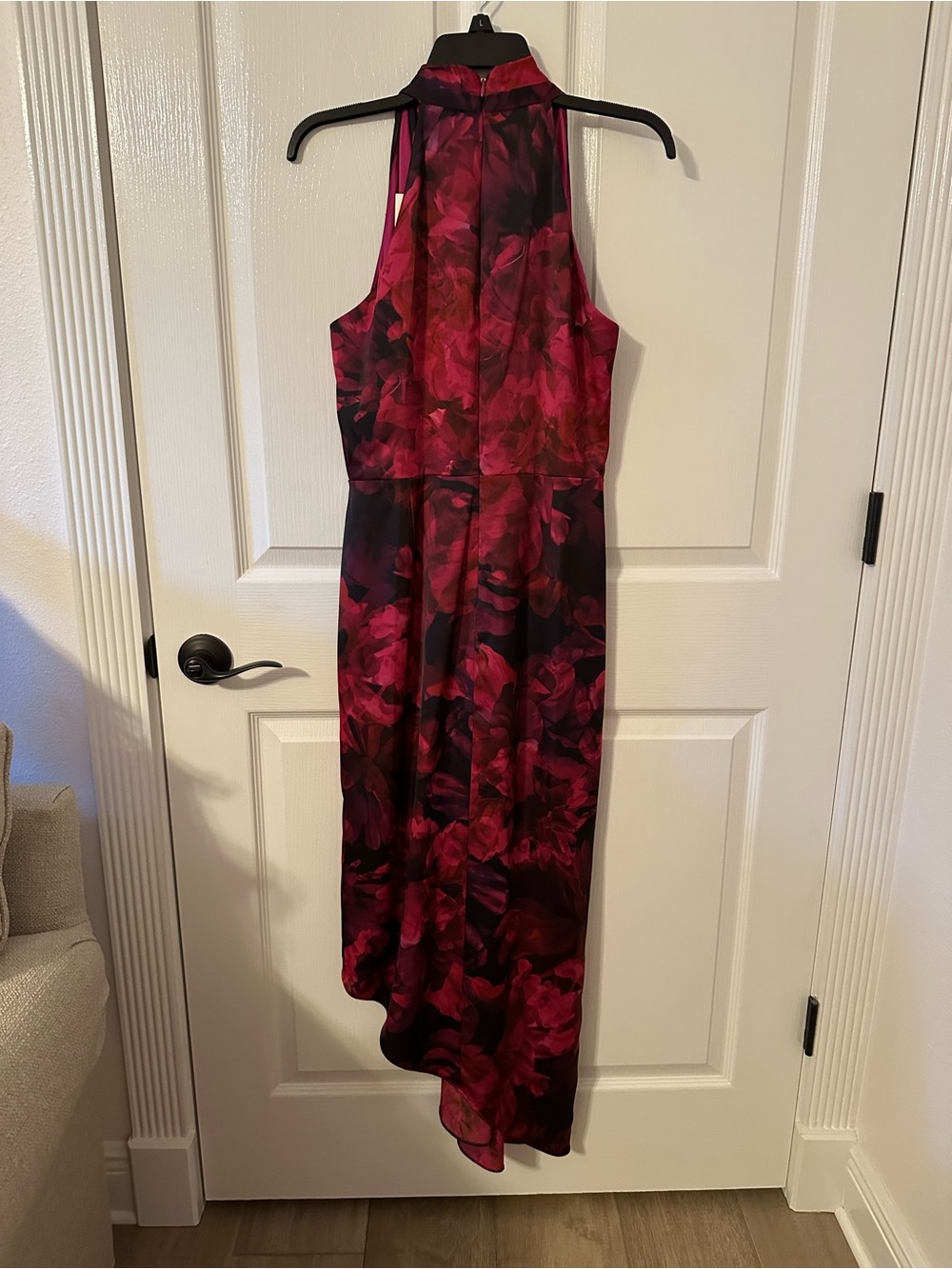 Alex Marie Sleeveless Halter Floral High-Low Dress in Fuchsia and Magenta - Picture 4 of 6